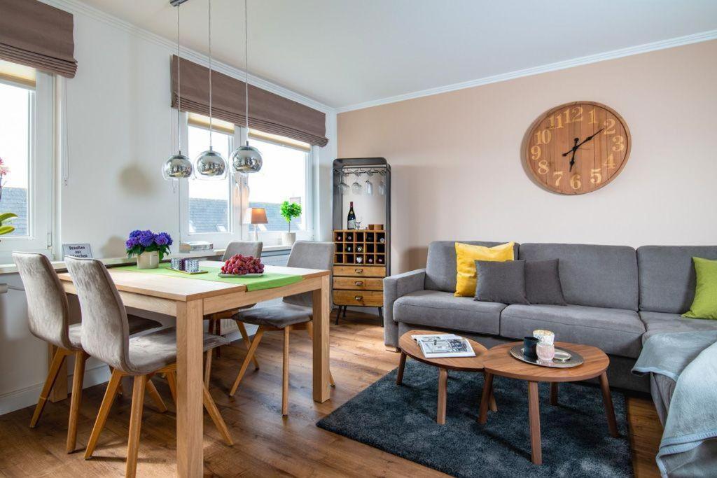 Appartement-Leuchtturmblick เฮอร์นุม ภายนอก รูปภาพ